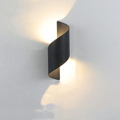 Chic LED Garden Wall Light Zyvraxen